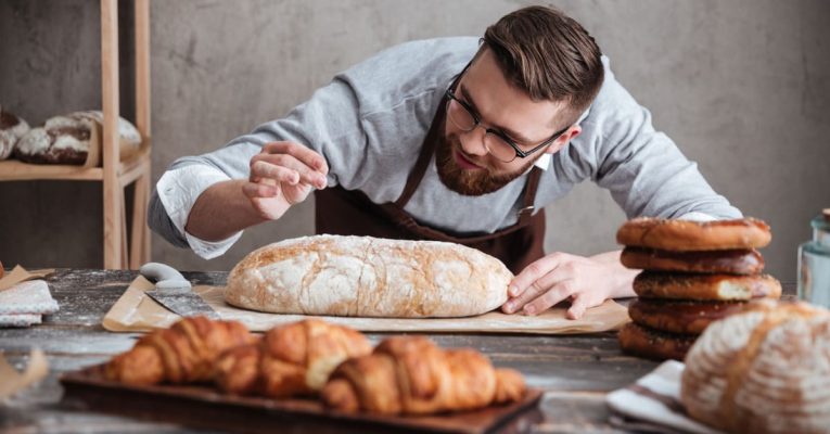 BAC Pro Boulanger Pâtissier : durée, accès, programme et débouchés